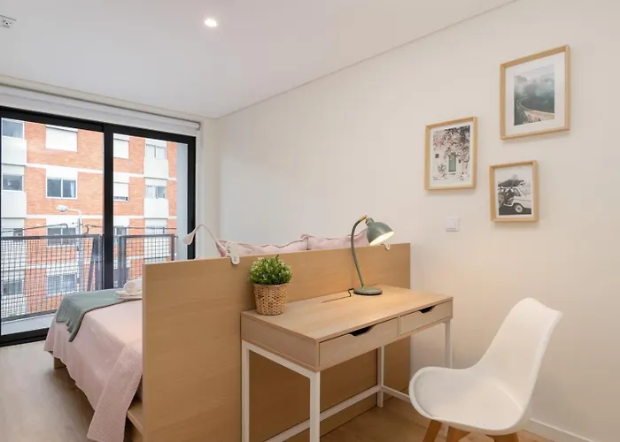 Stylish & Bright Flat With Balcony By Hostwise Matosinhos (Porto)